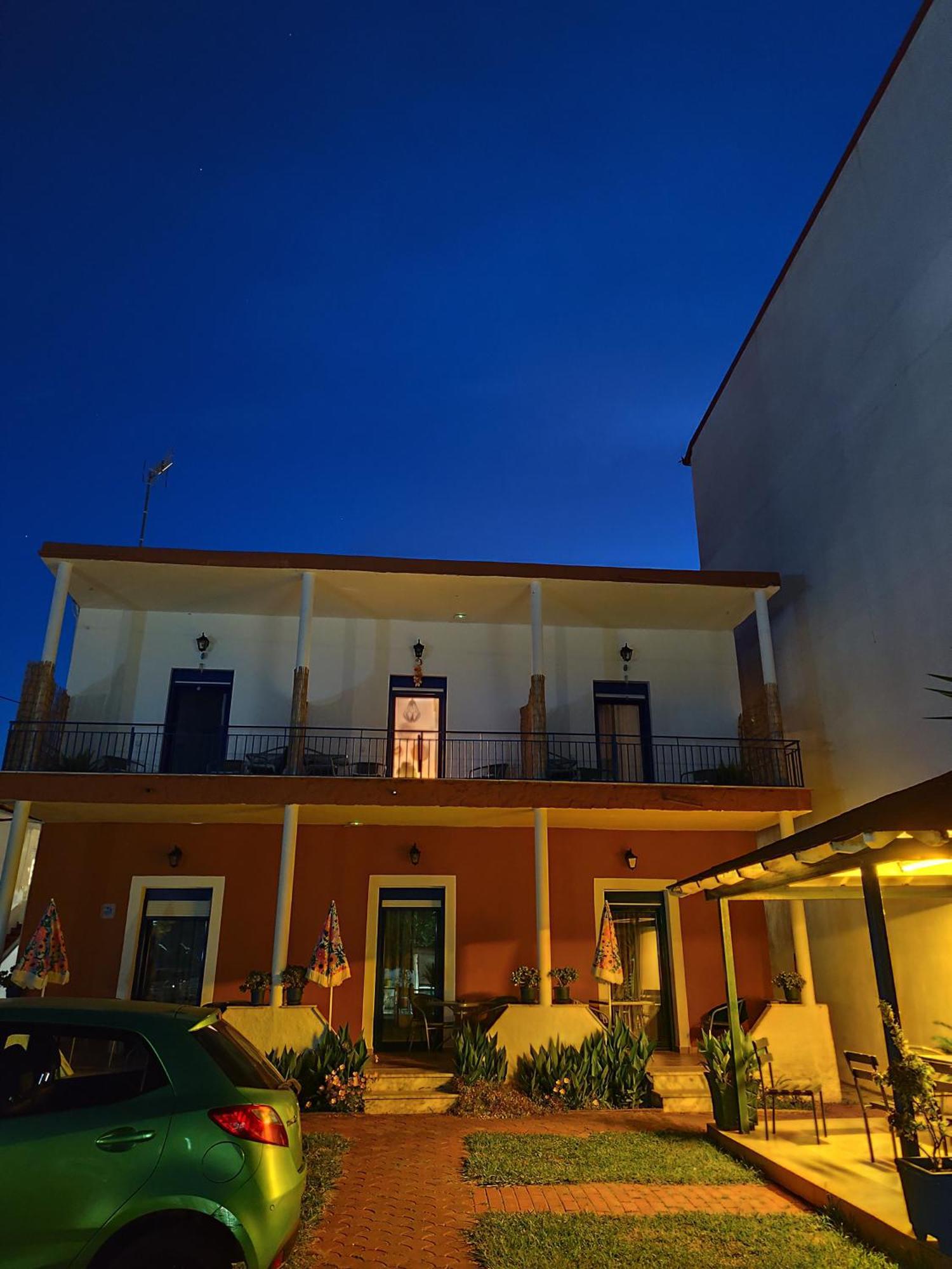 Mana Mia Seaside Apartments Leptokaryá Ngoại thất bức ảnh