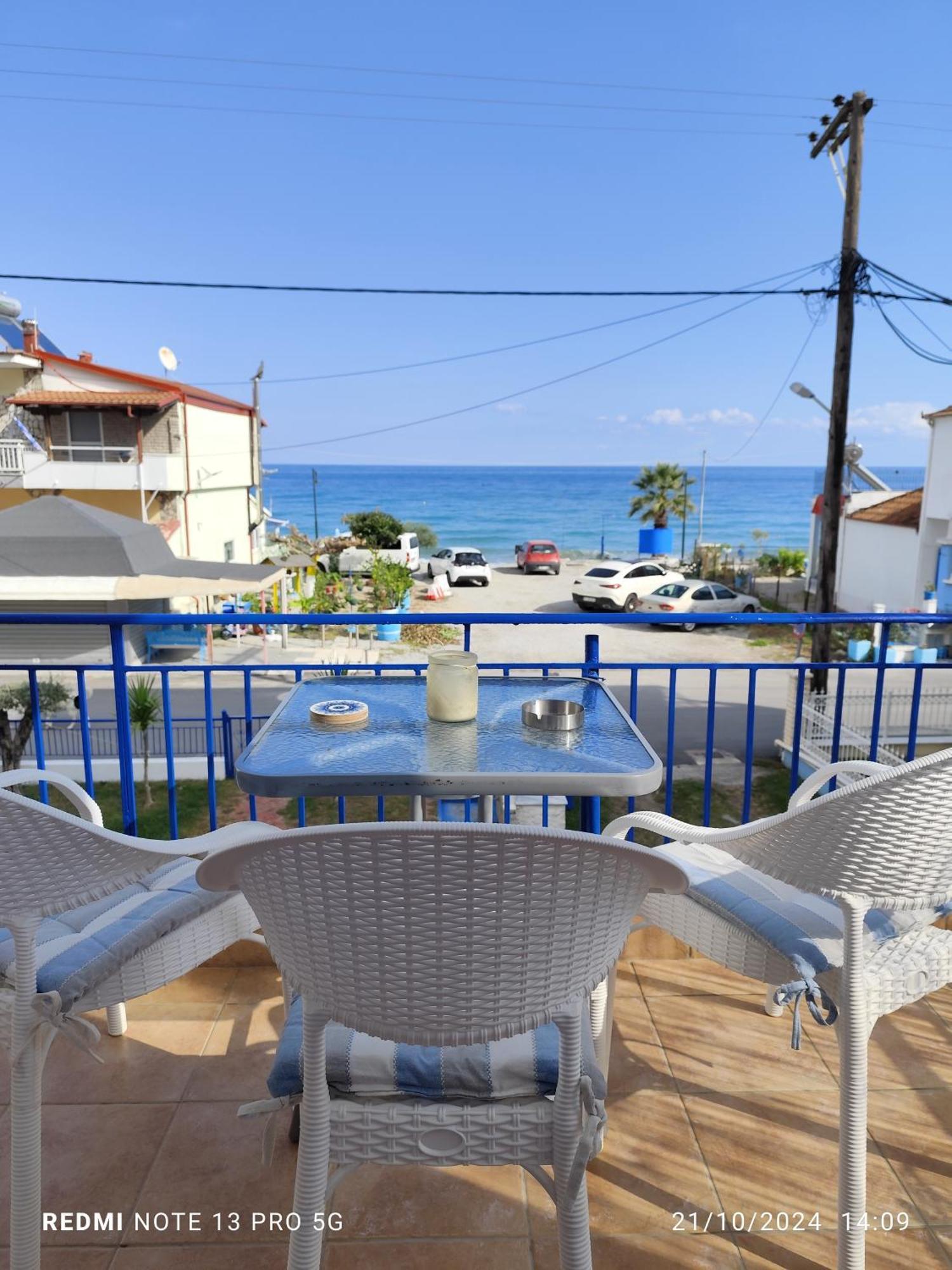 Mana Mia Seaside Apartments Leptokaryá Ngoại thất bức ảnh